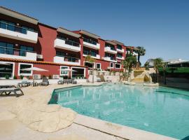 Topazio Vibe Beach Hotel & Apartments - Adults Friendly，位于阿尔布费拉的精品酒店