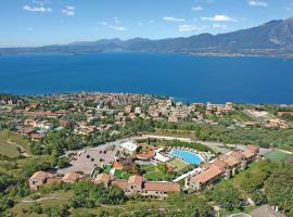 Le Torri Del Garda FamilySPA Resort，位于托里德尔贝纳科的酒店