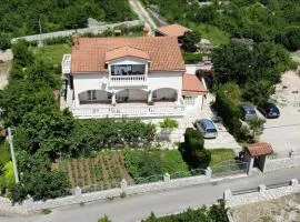 Apartments Dida moj ŠMRIKA