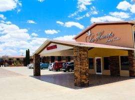 Hotel La Huerta Inn，位于Cuauhtémoc的酒店