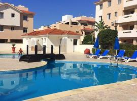 Pyla Village Resort F110 (Apartment near Larnaca)，位于皮拉的度假短租房