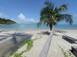 4 Bedroom Villa TG33 on Beachfront Resort SDV284-By Samui Dream Villas，位于通松海滩的酒店