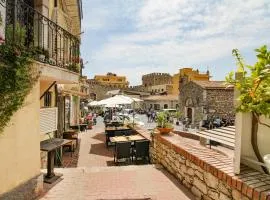 Taormina Sunny Experience