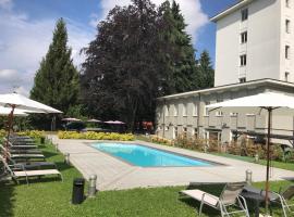 Bis Hotel Varese，位于瓦雷泽的豪华型酒店
