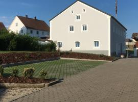 Ferienwohnung zum Dorfwirt，位于里登堡的酒店