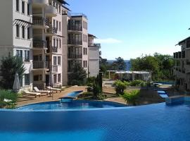 Beautiful 1st-Line Seaview Private Appartement in The Cliff resort，位于奥布佐尔的度假村