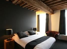 德格尼亨克斯酒店，位于哈瑟尔特的酒店