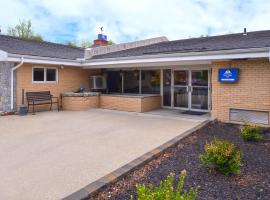Motel 6 Putnam CT，位于普特南的酒店