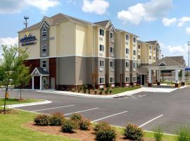 Microtel Inn & Suites by Wyndham Columbus Near Fort Moore，位于哥伦布的酒店