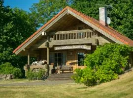 Kangru Holiday Home
