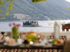 Perast Venetian Jewel House - Stunning View