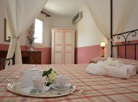 Catarin Comfort Rooms，位于卡斯泰卢佐的酒店