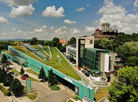 Portobello Wellness & Yacht Hotel Esztergom，位于艾斯特根的酒店