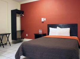 Hotel Maya Becan，位于阿尔博托·阿库尼亚·昂盖国际机场 - CPE附近的酒店