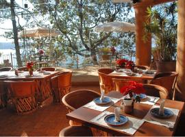 Hotel Turinjandi，位于兹拉胡恩的酒店