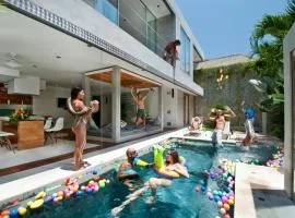 4BR Villa Minggu - Minggu Villas Seminyak