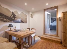 Narzenhof Wellness Chalets, Familien & Luxus Apartments am Bauernhof，位于蒂罗尔州圣约翰的酒店