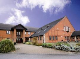 Miraj Hotel & Leisure Club Ashbourne，位于阿什伯恩的酒店