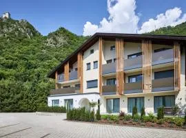 Residence Laitacherhof - Modern eingerichtete Apartments in der Nähe vom Zentrum von Klausen mit Aussenpool und Sauna