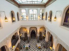 Riad Fes Bab Rcif & spa，位于非斯的酒店