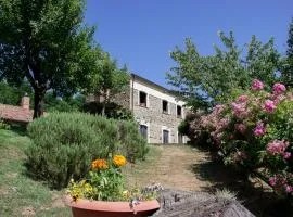 玻璃杯中的玫瑰乡村民宿