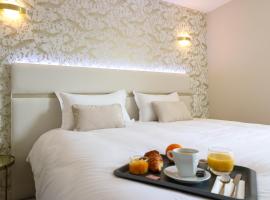 Hotel L'Ortega - Rennes St Jacques Aéroport，位于圣雅克德拉朗德的酒店