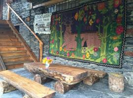Guesthouse DIklo，位于Akhmeta的酒店