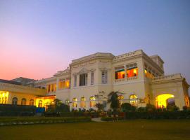 Hotel Surya, Kaiser Palace，位于瓦拉纳西Varanasi Cantt的酒店