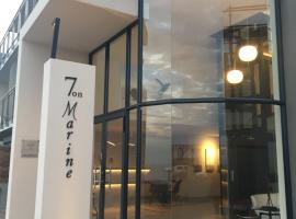 7 on Marine，位于赫曼努斯的酒店