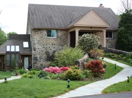 Alpenhof Bed & Breakfast，位于米堤亚的酒店