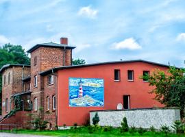 Usedomer Blick - Cafe, Restaurant & Pension - am Stettiner Haff，位于乌埃克尔明德的酒店