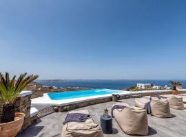 Blue Serenity Villa，位于法纳里的带泳池的酒店