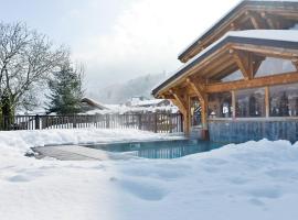 Café-Hôtel Le Morillon, Domaine du Grand Massif-Samoëns，位于莫里永的酒店