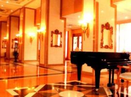 M'Ombaka Hotel，位于Talatona的酒店