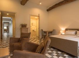 Landhoeve de Zwiese，位于Loozen的酒店