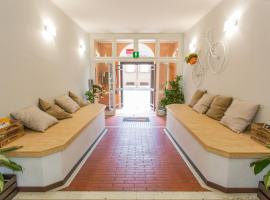 Student's Hostel Estense，位于费拉拉的酒店