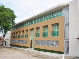 Rainha Hotel，位于戈亚尼亚的酒店