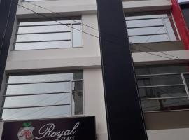 Hotel Royal Class，位于伊皮亚莱斯的酒店