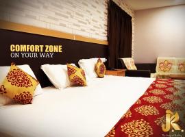 Jk Residency，位于埃罗德的酒店