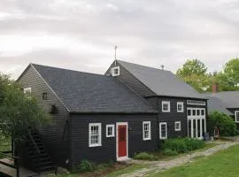 Squire Tarbox Inn