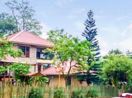 Boutique with parking in Guwahati, by GuestHouser 21106，位于Khānāpāra的酒店