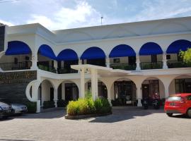 Casa de Wanea Hotel，位于美娜多万鸦老机场 - MDC附近的酒店
