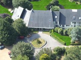 Hostellerie Du Bois Du Nevet，位于洛克罗南的酒店