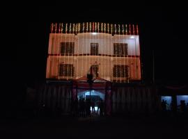Kailash Hotel (K.B.Group)，位于Herbertpur的酒店