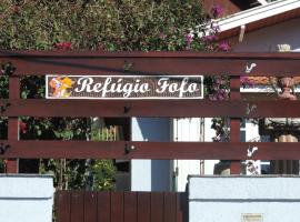 Refugio Fofo - casa de temporada，位于坎波斯杜若尔当阿曼提吉尔公园附近的酒店