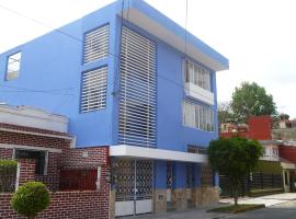 La Casa Azul Hostal y Pension - Coatepec，位于贾拉普的旅馆