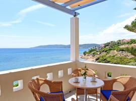 Sea Breeze Apartments Chios，位于Monolia的酒店