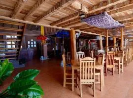 Mario Hotel and Cafe