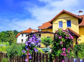 Jaskółka - pokoje i apartament przy plaży，位于奥尔什丁的海滩短租房