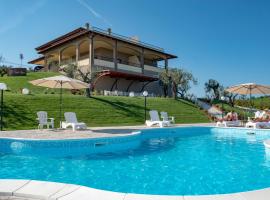 Cataleya Resort & Spa，位于Notaresco的酒店